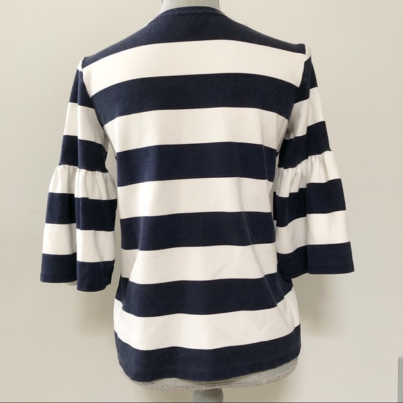 *SOLD* Lauren by Ralph Lauren bell ruffle sleeve top - Picture 3 of 8